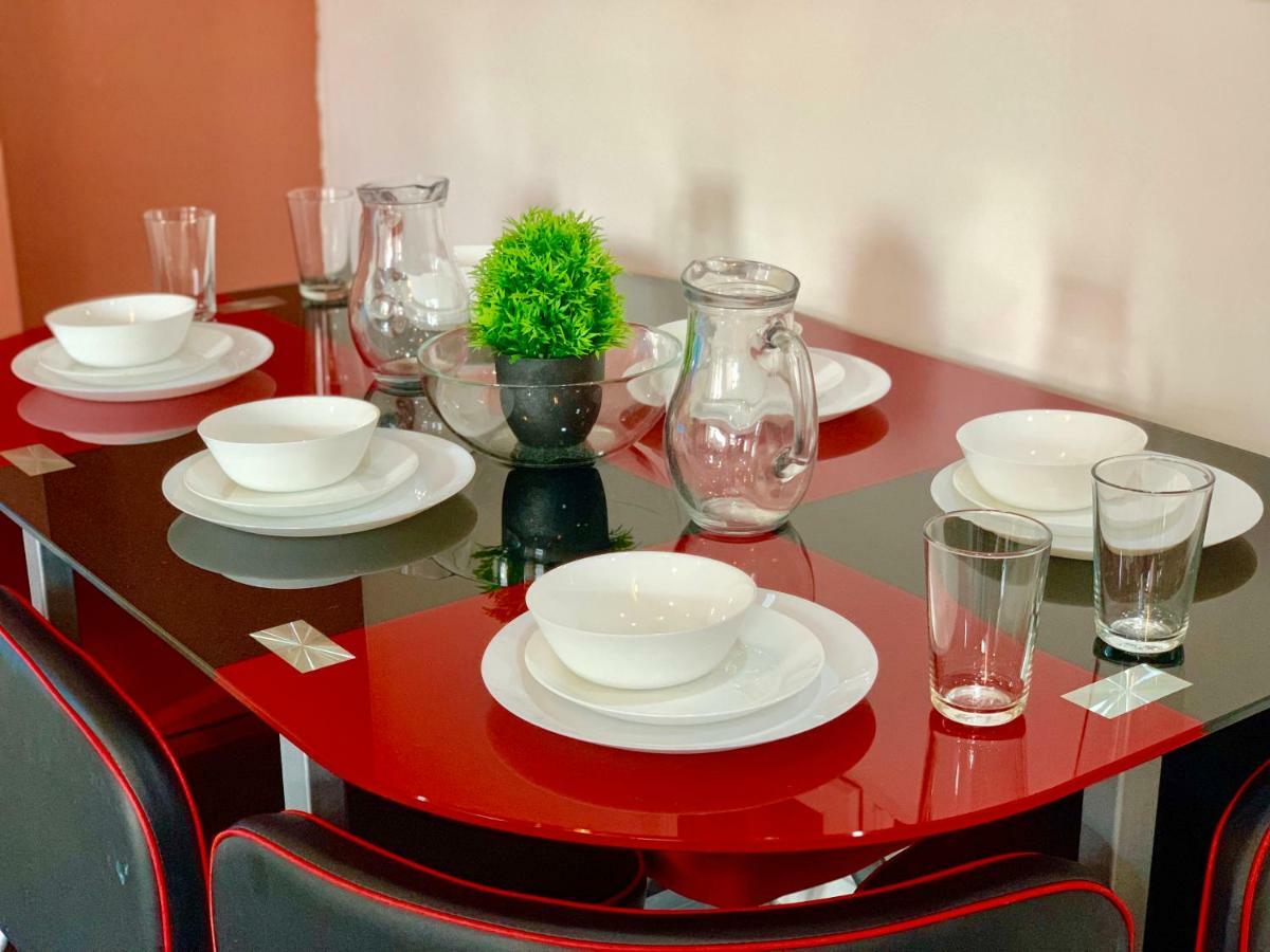 2 Bedrooms Modern Apartment, Lounge, Full Kitchen, Balcony, 5 Minutes Stratford Station Londyn Zewnętrze zdjęcie