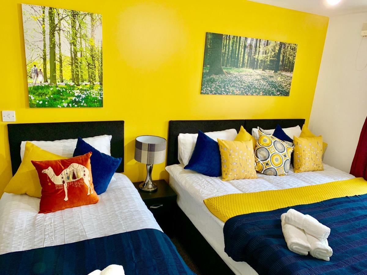2 Bedrooms Modern Apartment, Lounge, Full Kitchen, Balcony, 5 Minutes Stratford Station Londyn Zewnętrze zdjęcie
